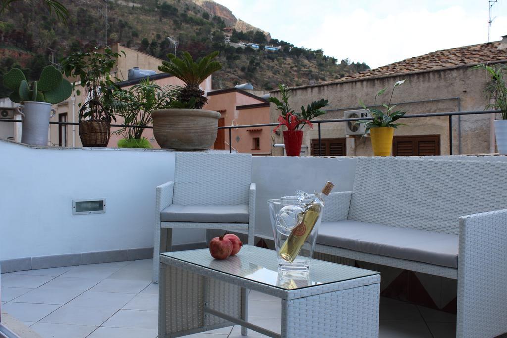 Вилла Terrazza In Palazzo Taormina Кастелламмаре-дель-Голфо Экстерьер фото