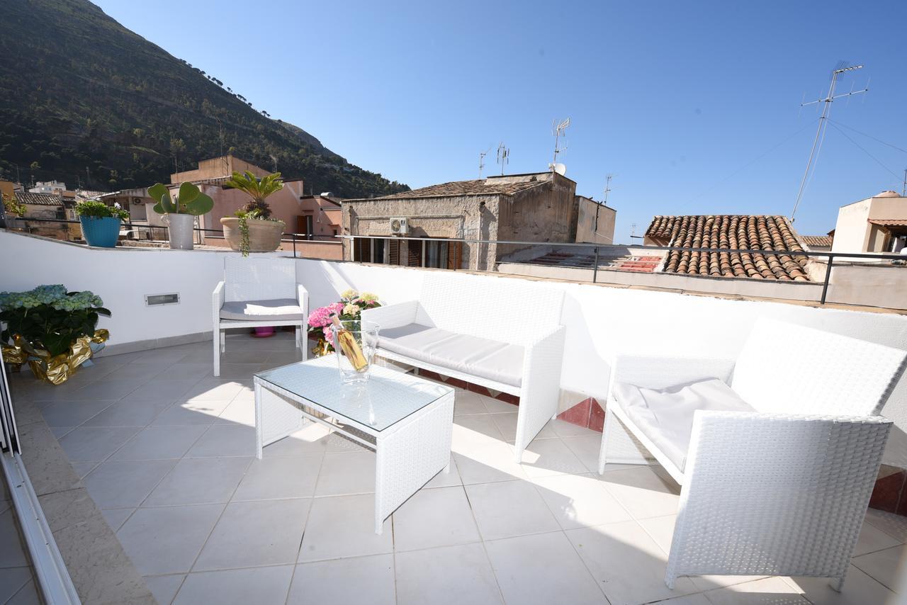 Вилла Terrazza In Palazzo Taormina Кастелламмаре-дель-Голфо Экстерьер фото